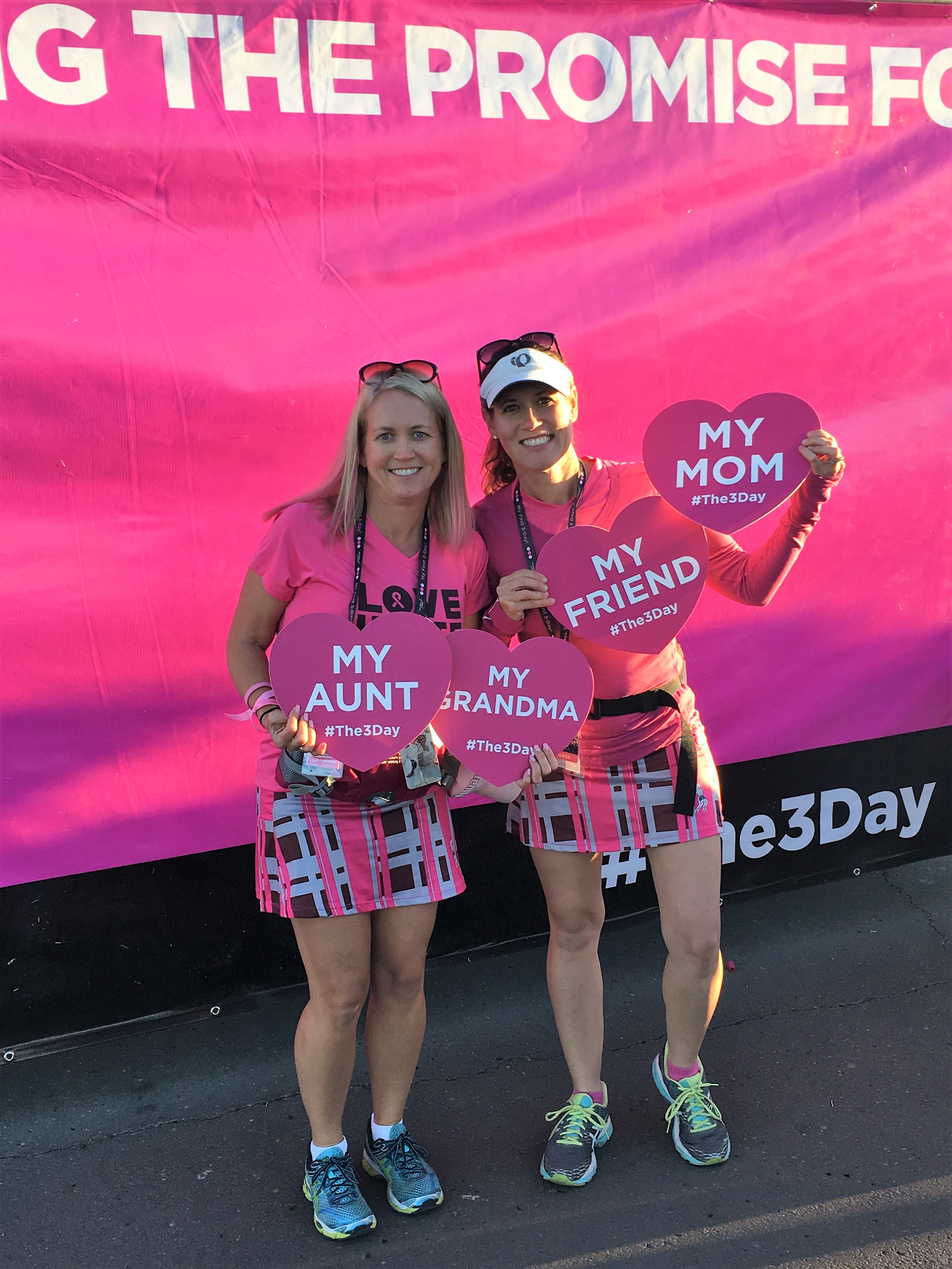 Milena Schroeder with her sister_San Diego