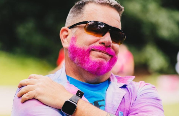 Carl B. and his pink beard at the Boston 3-Day.